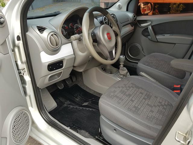 Fiat Palio attractive 1.4 Itália 2014 - Foto 17