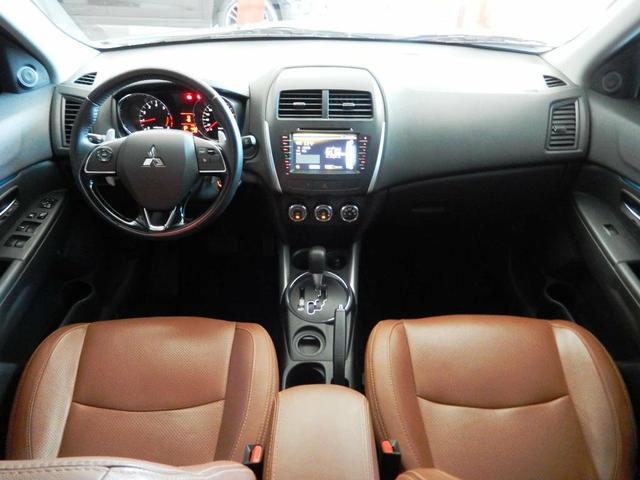Vendo Mitsubishi ASX com apenas 32 mil km rodados carro impecável - Foto 9