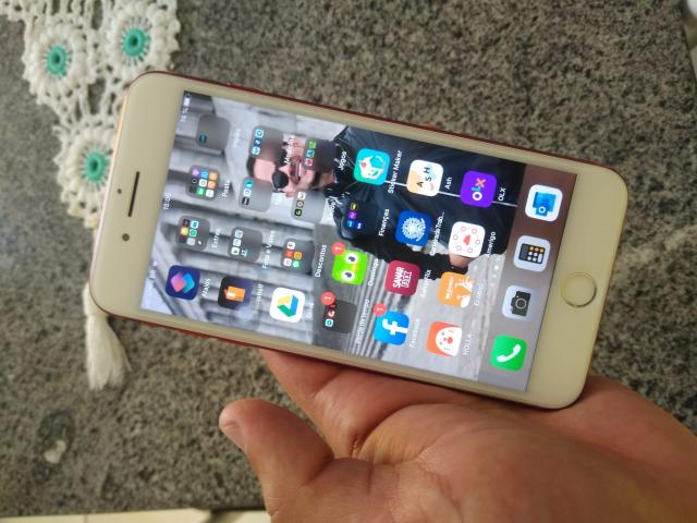 IPhone 7 Plus 128 gb red - Foto 2