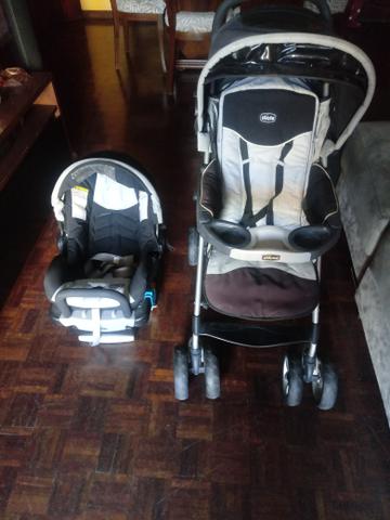 Carrinho + bebê conforto com base Chicco