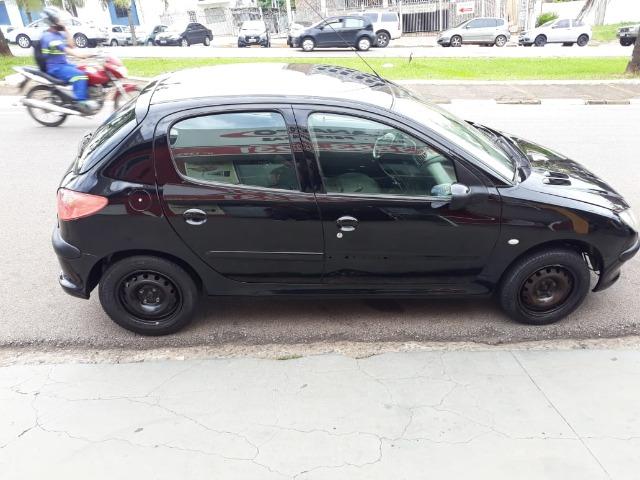 Peugeot 206 Gasolina 1.6 2004 - Foto 6