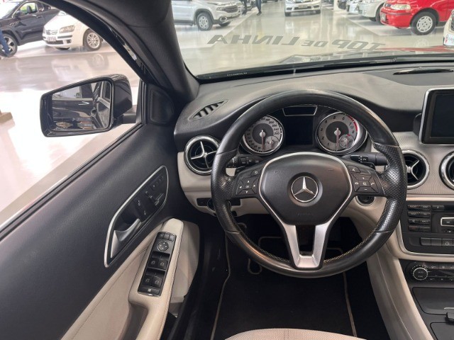 Mercedes Benz Gla-200 VIS. Black Ed  1.6 Tb 16V Aut.+Couro+Blindado+Teto solar 2015  - Foto 11