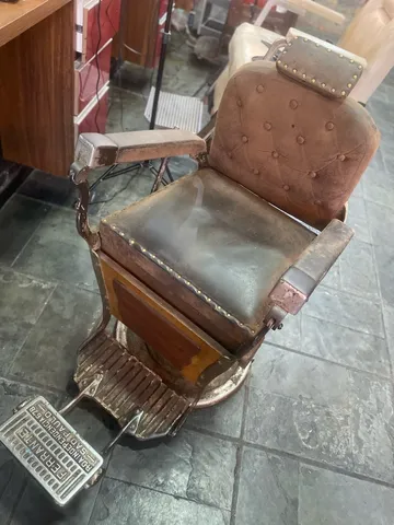 Antiga cadeira de podologia ferrante pequenos reparos n