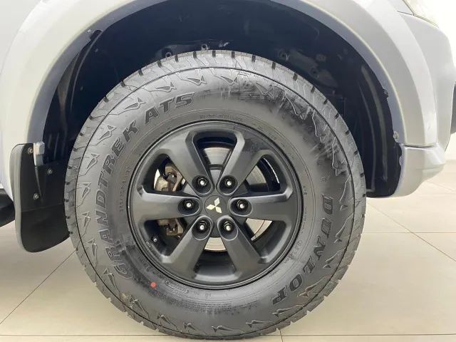 L200 Triton HPE 3.2 Automatica - Foto 3
