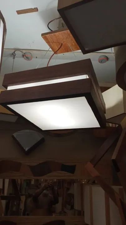 Lustre moderno de madeira ipe  - Foto 4