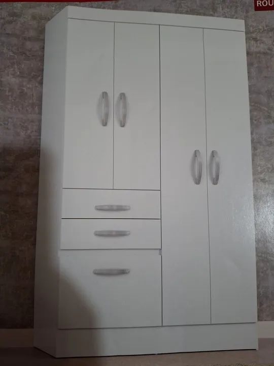 Guarda roupa 5 Portas e 3 Gavetas