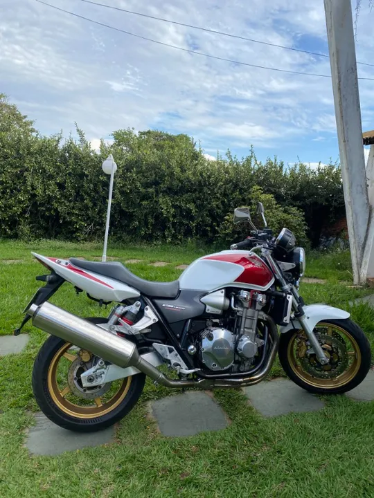 CB1300 Super Four - 38.000Km - Manual - Ano 2007