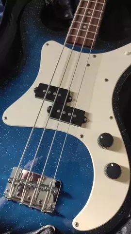 Danelectro on sale rumor bass