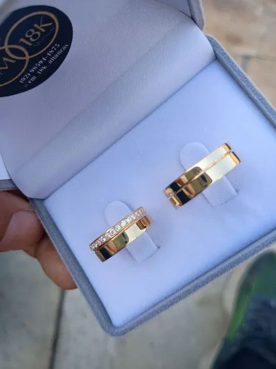 Alianças Em Ouro 18k - com garantia e Gravação dos Nomes  - Foto 5