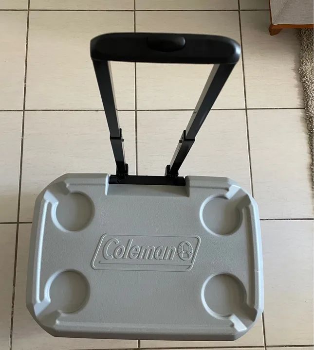 Caixa Térmica com Rodas 61,5L Coleman - Foto 5