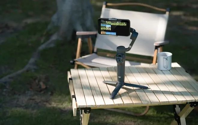 Lacrado Estabilizador Gimbal Smartphone Dji Mobile Osmo 6 Dobrável Original  - Foto 4