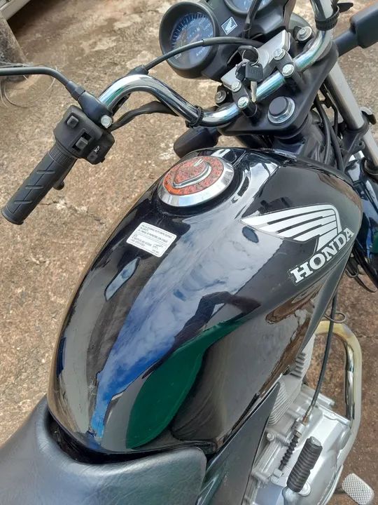Vendo moto titan 150ks IPVA pago 2024,tudo 0k só transferir.  - Foto 14