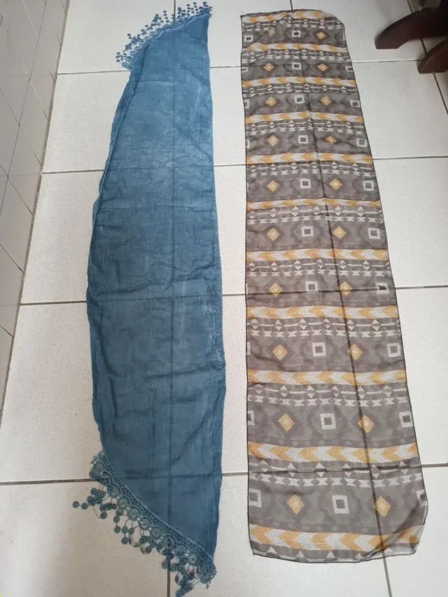 Vendo 4 lenços (echarpes) - Foto 2
