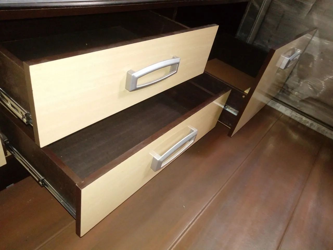 Guarda roupa em perfeito estado - Foto 4