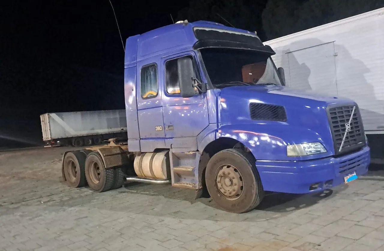 Volvo NH12 - Foto 3