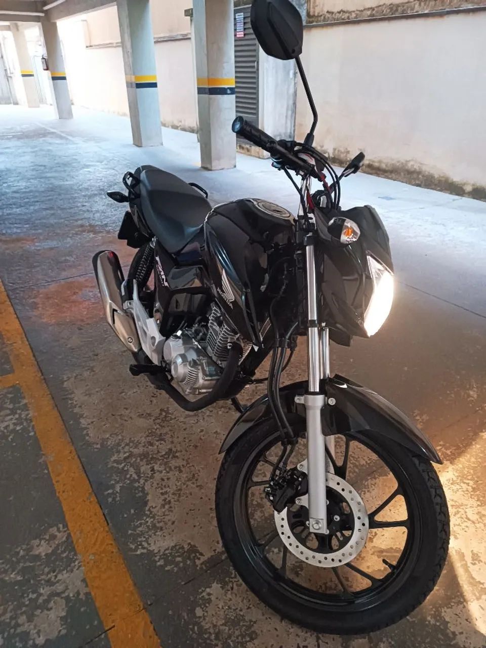 CG Fan 160 Preta 2023 - Único Dono c/ Equipamentos  - Foto 4