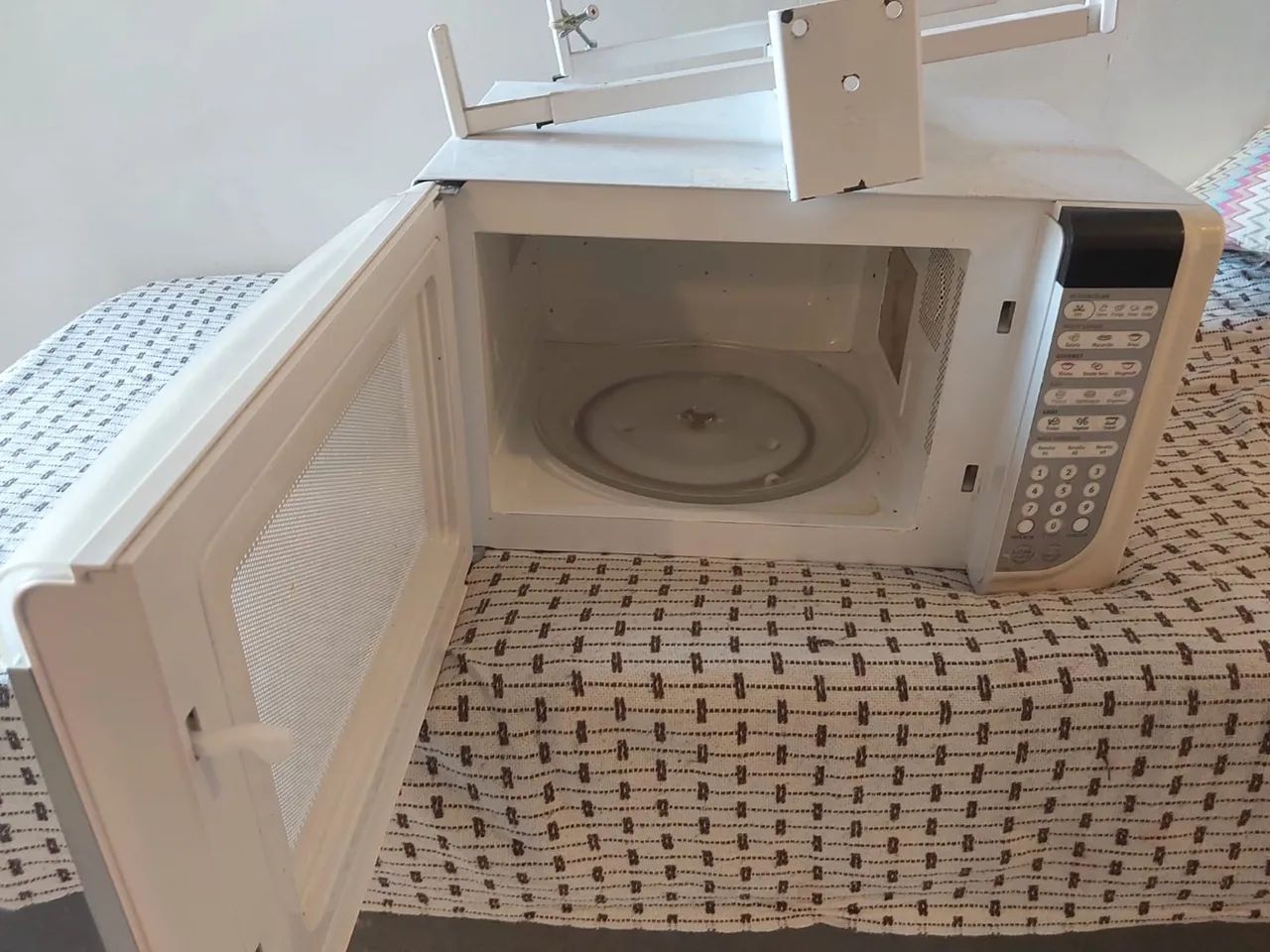 Micro-ondas Electrolux *VAI COM SUPORTE* - Foto 3