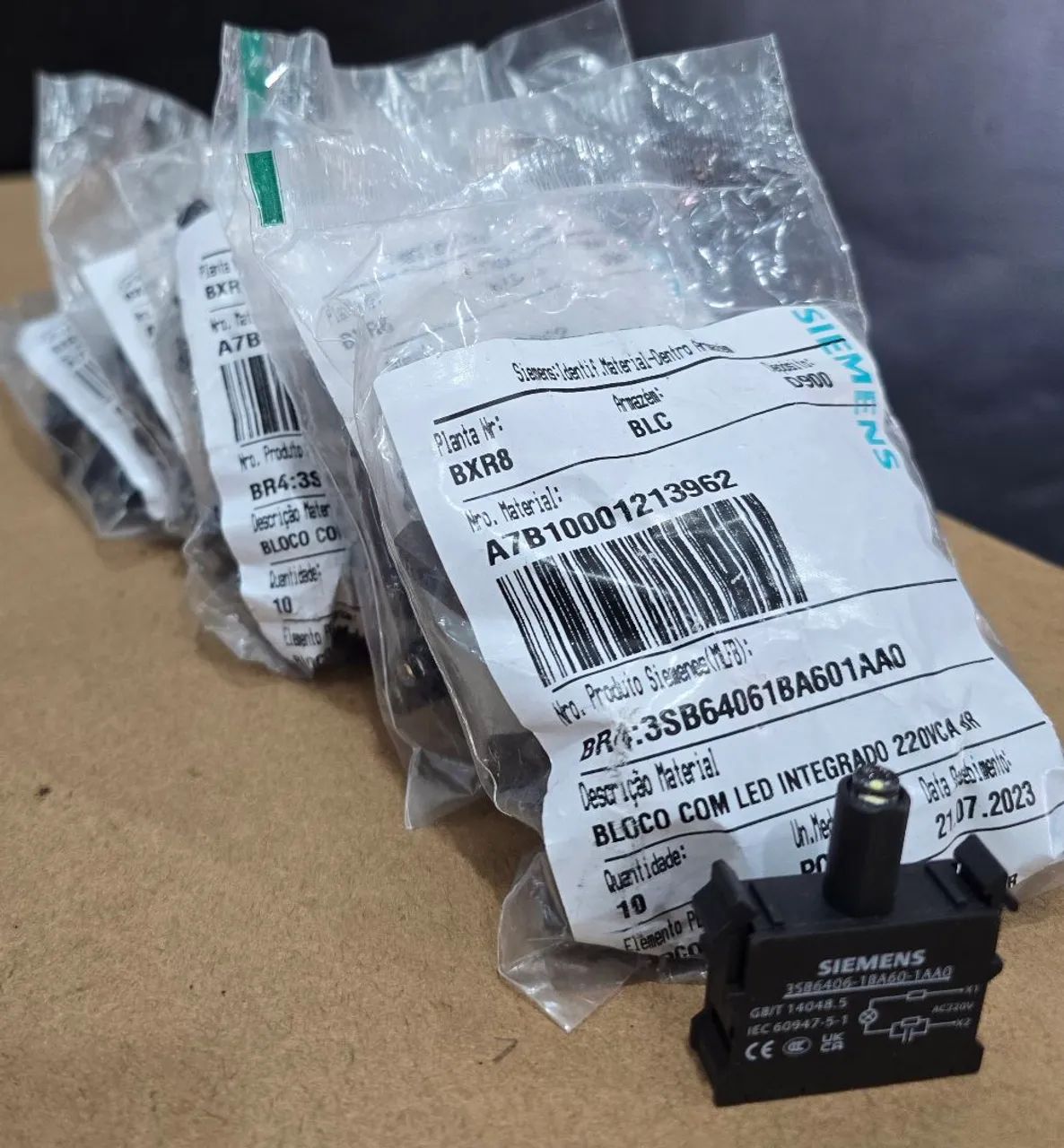 Bloco com led integrado 220V Siemens