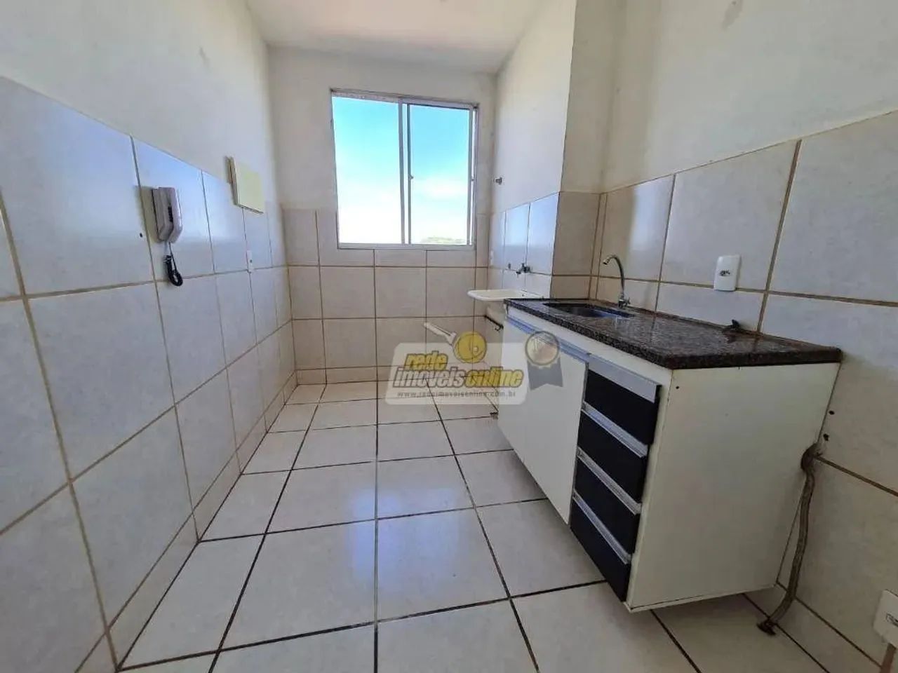 Apartamento com 2 dormitórios para alugar, 48 m² por R$ 1.152,09/mês - Jardim Maracanã - U