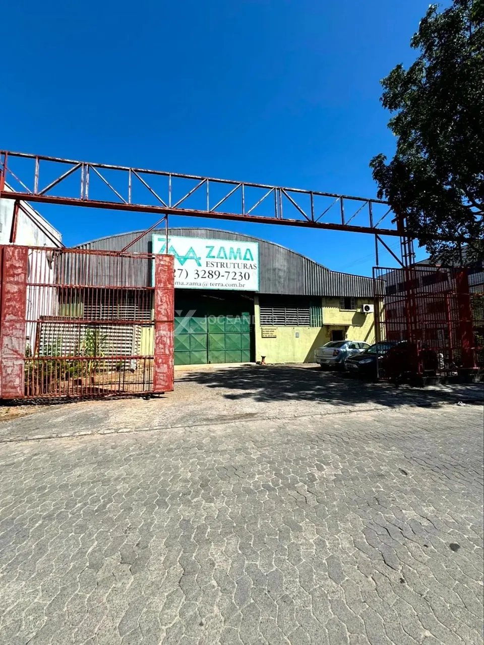 - Vila Velha - Galpão Amplo para Locação em Local Estratégico - 1.223 m²