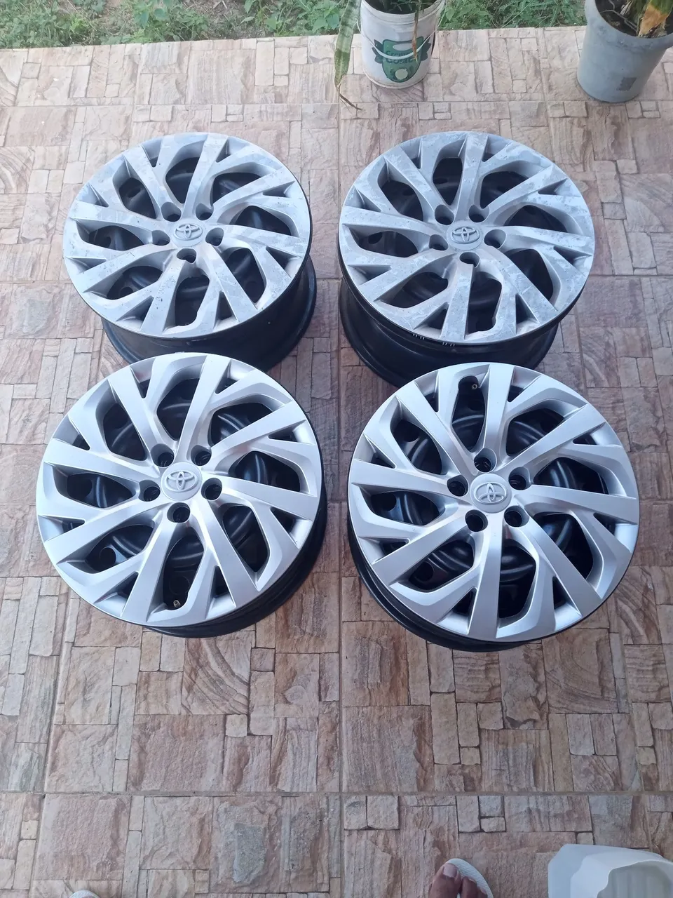 RODAS E CALOTAS ORIGINAL TOYOTA COROLLA 16