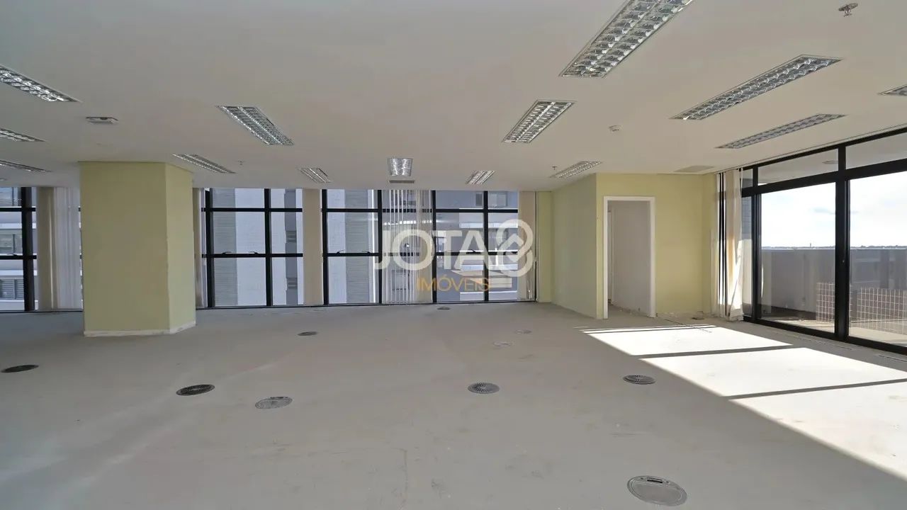 SALA COMERCIAL DE 173,2 M² NO CENTRO EMPRESARIAL NA AV JOÃO GUALBERTO Sala comercial de 35 - Foto 4