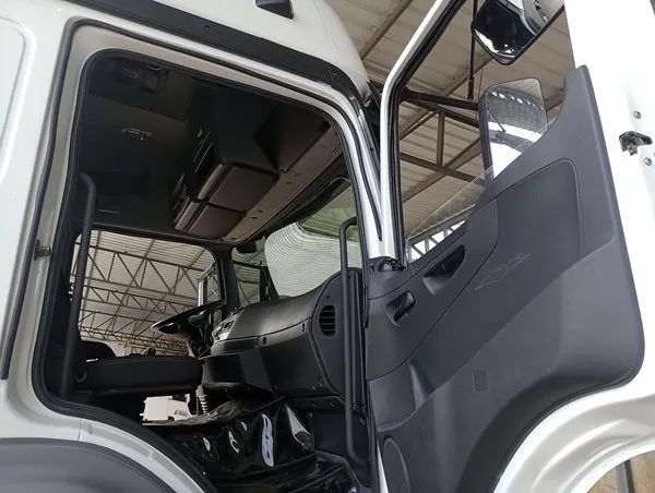 MB Axor 2036 4x2 ano 2021 automático - Foto 15