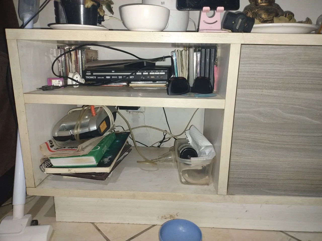 Rack de madeira com prateleiras - Foto 2