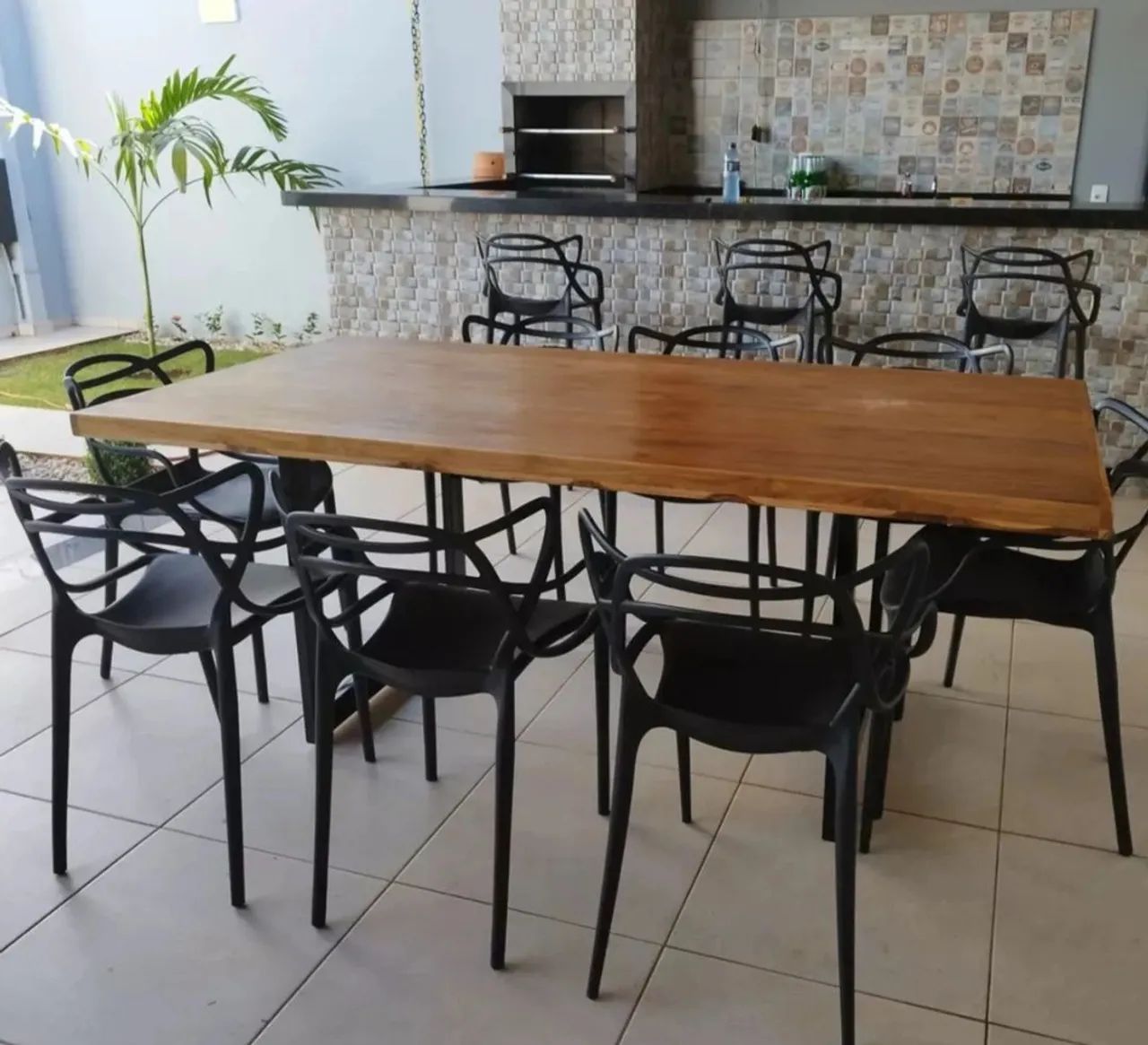 Mesa de Jantar de Madeira Maciça Base de Metalon  - Foto 3