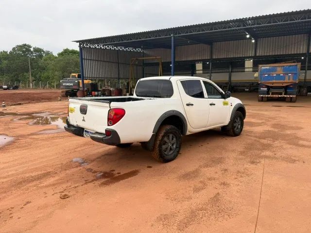 Mitsubishi Triton GL  - Foto 4