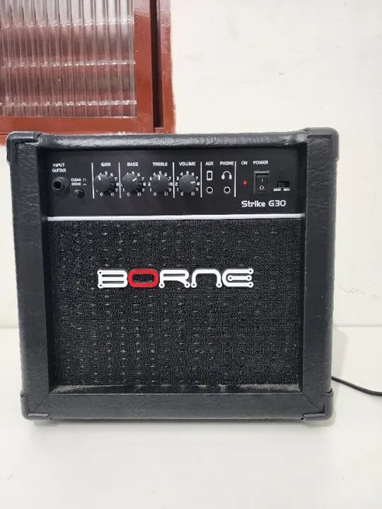 Amplificado de Guitarra Borne