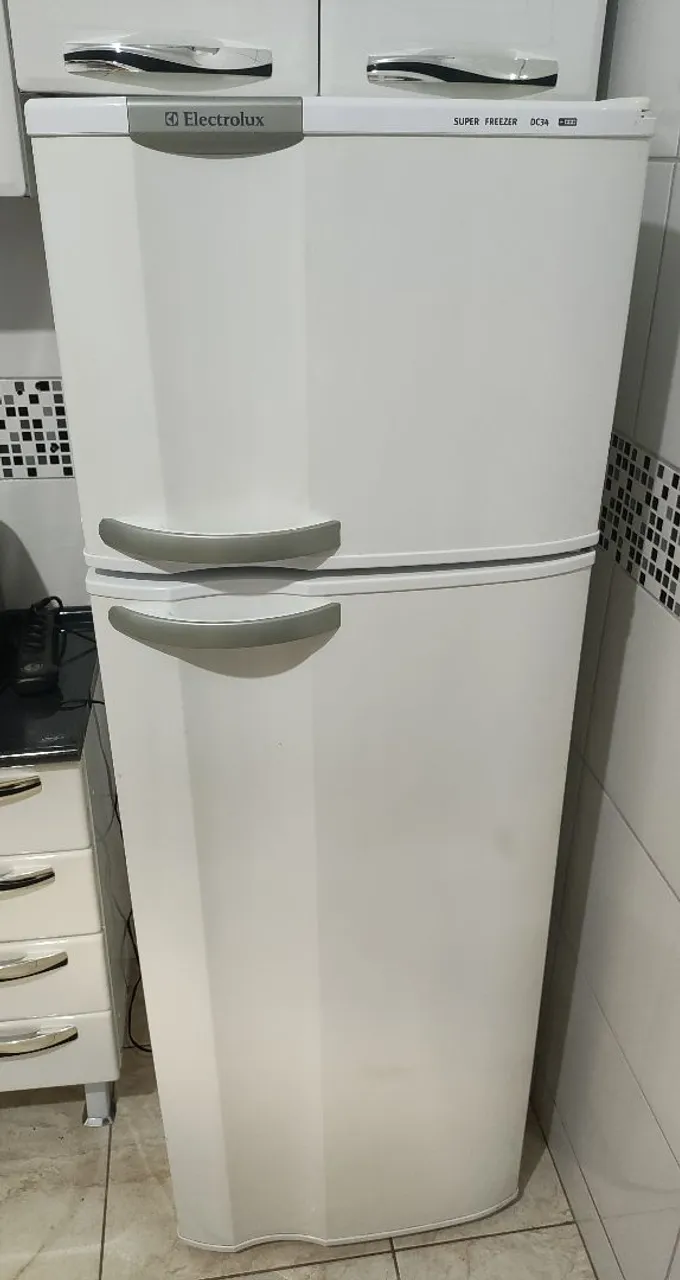 Geladeira Electrolux DC34