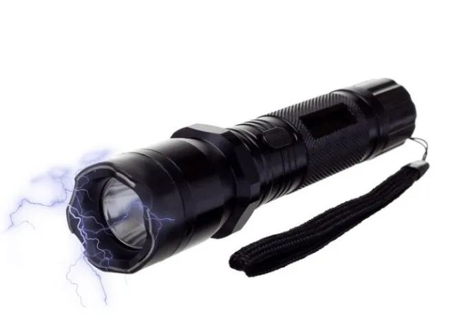 Lanterna iluminação prática e segurança integrada. - Foto 3