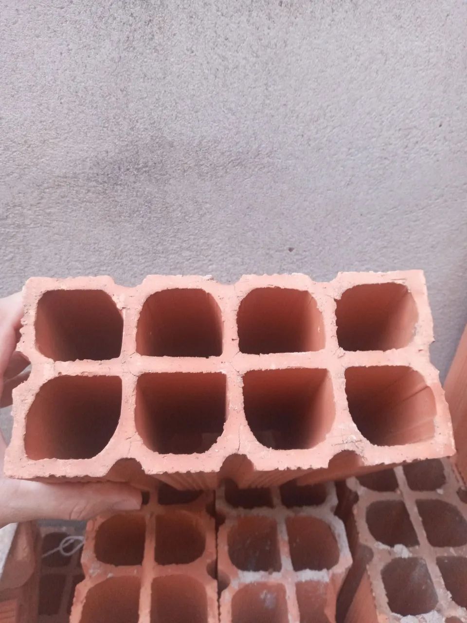 Tijolos 8 furos 64673643840641121