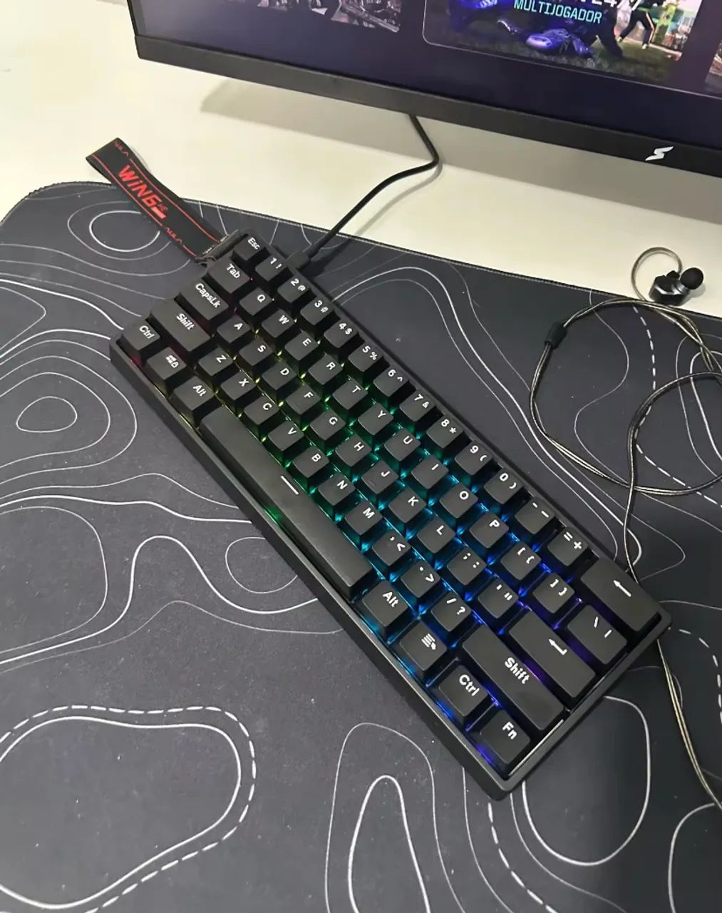 [Novo, lacrado] Teclado Magnético AULA WIN60 HE - Foto 5