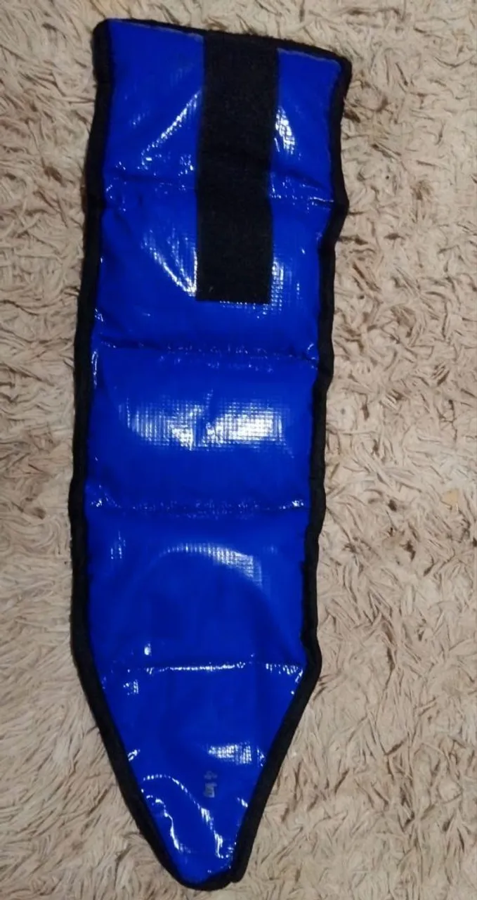 Par de Caneleira 4kg - Azul
