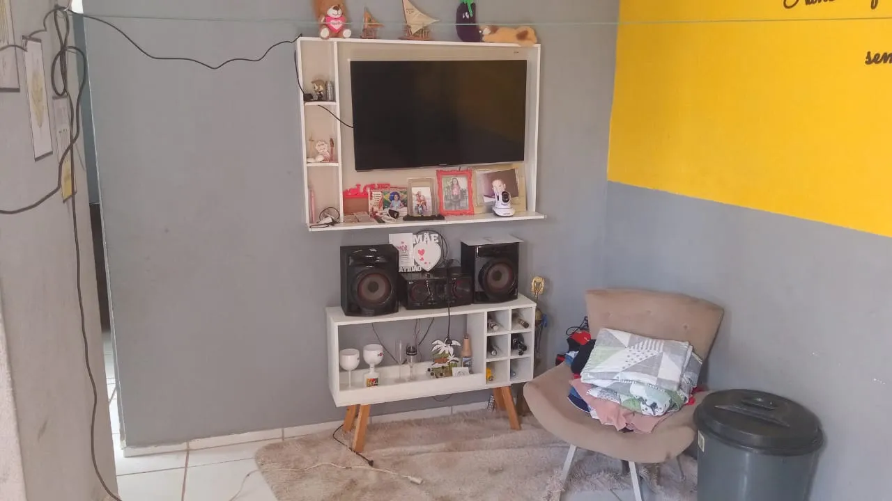 Estante para TV com rack e nichos