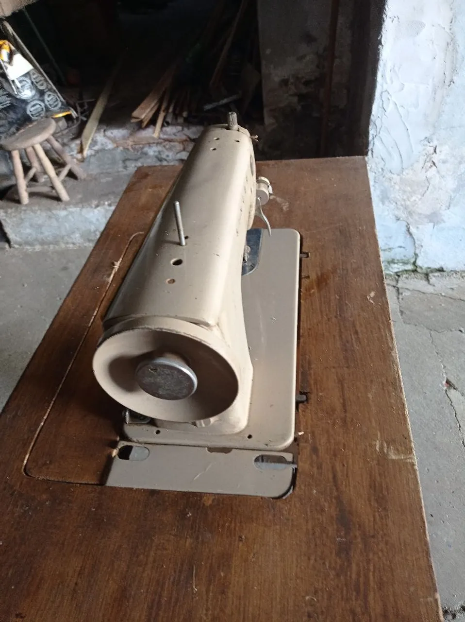 Máquina de Costurar Antiga