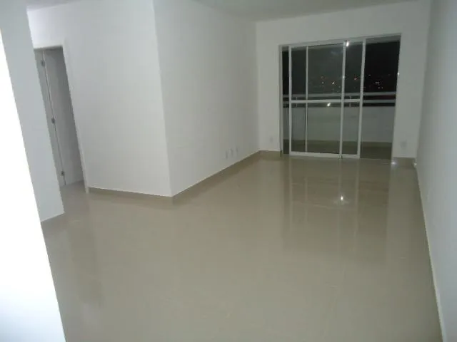 Apartamento Com 3 Quartos Em 81M² E 1 Vaga De Garagem Em Piatã. EMBBEH