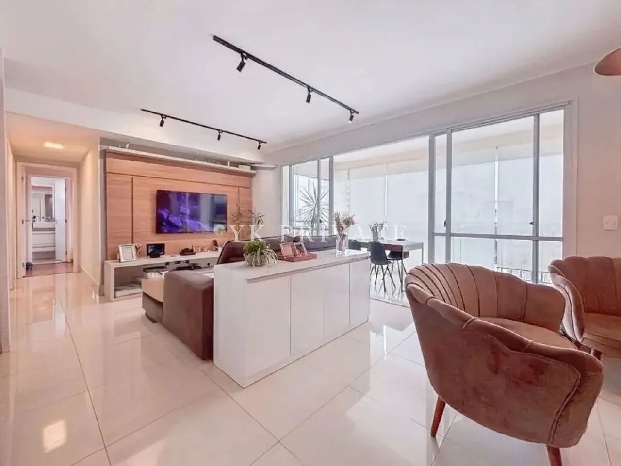 Marbella/ Vila Romana/ 94m²/ 2 dormitórios / 2 vagas/ com depósito/ terraço com churrasque