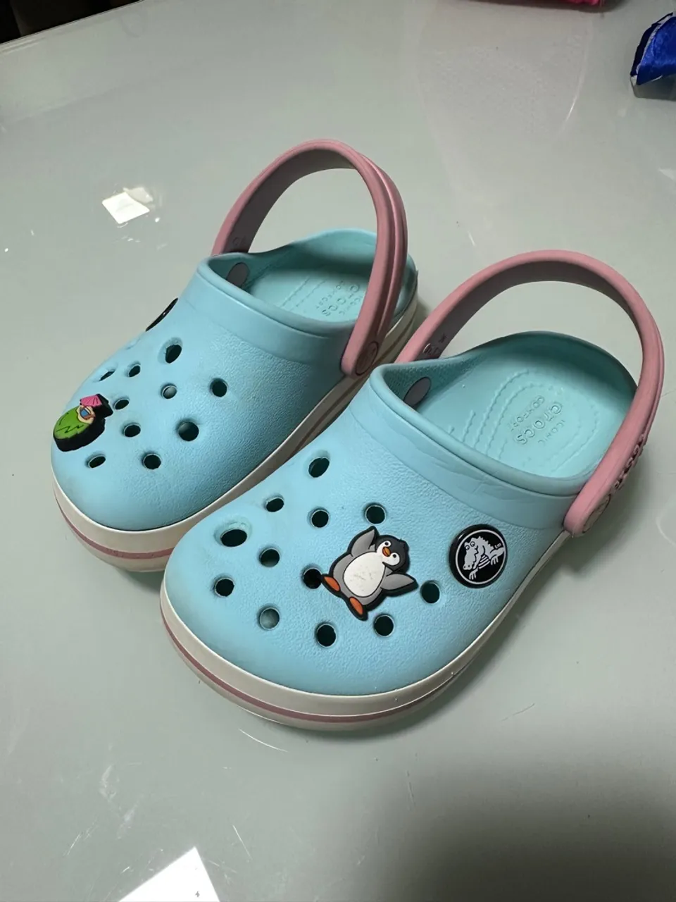 Crocs Infantil C7 (25)