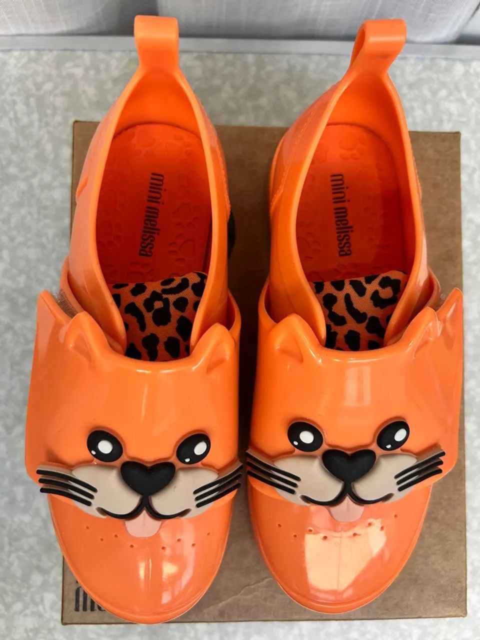 mini melissa safari laranja nunca usado 