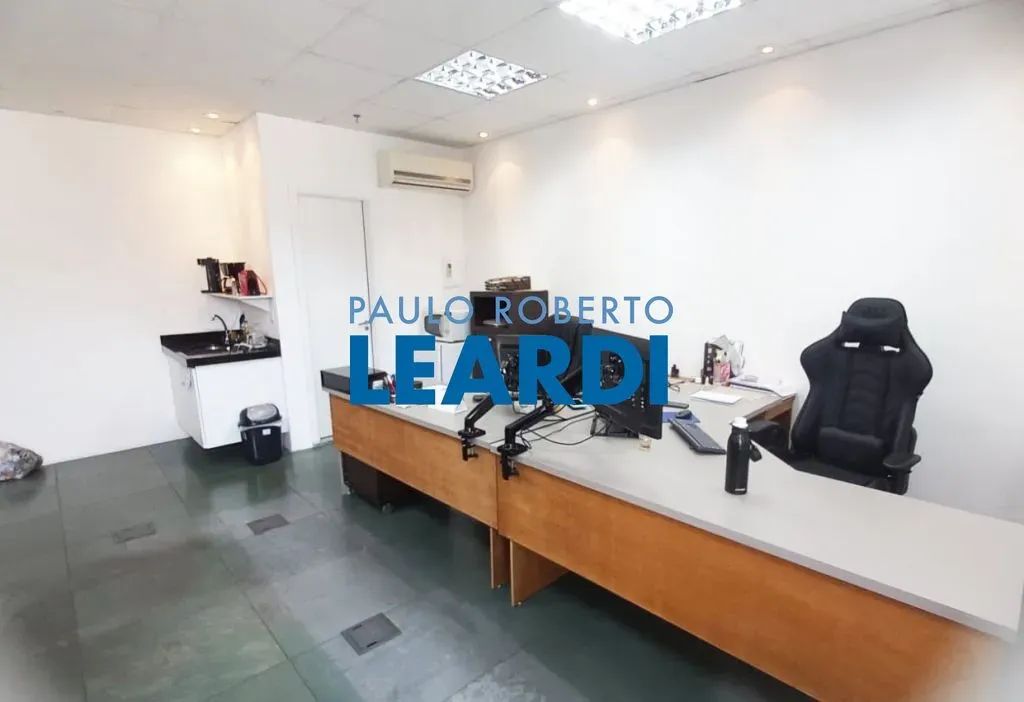 CONJ. COMERCIAL - VILA LEOPOLDINA - SP