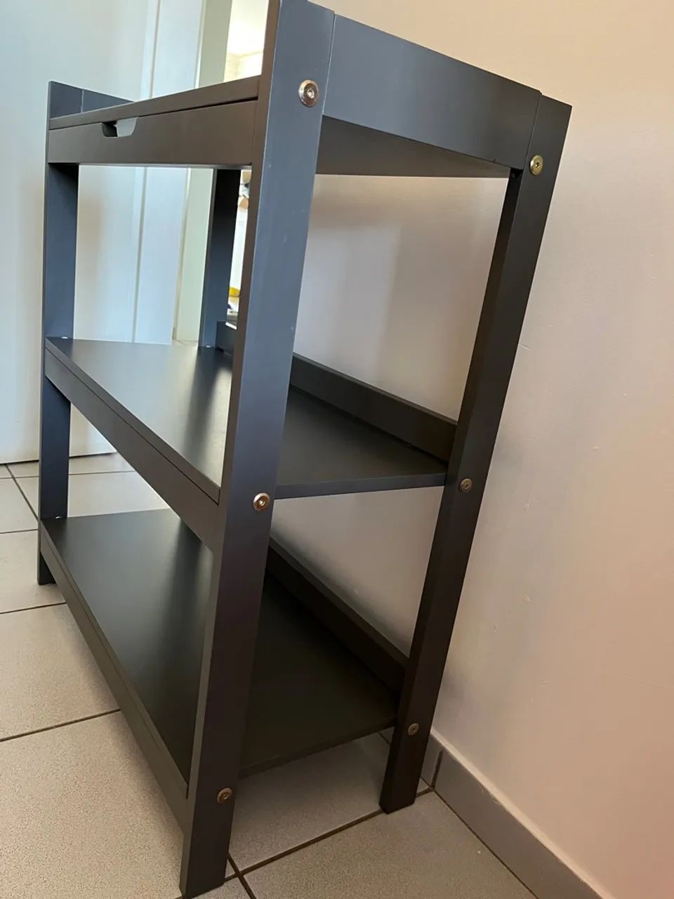 Gray Retractable Shelf64850628264450124