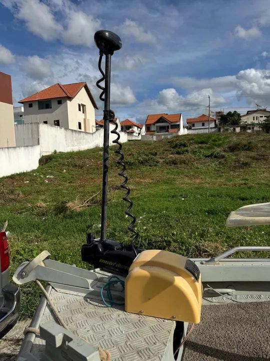 Lancha de alumínio Mogi Mirim Amazonas 600S, 6mts, plataformada, com motor Yamaha 40hp 4t - Foto 12