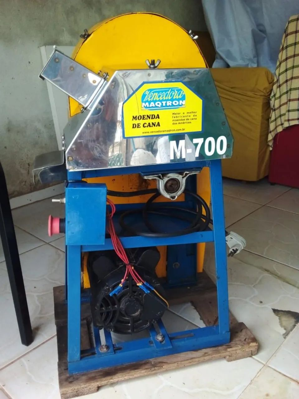 Vendo essa máquina de cana