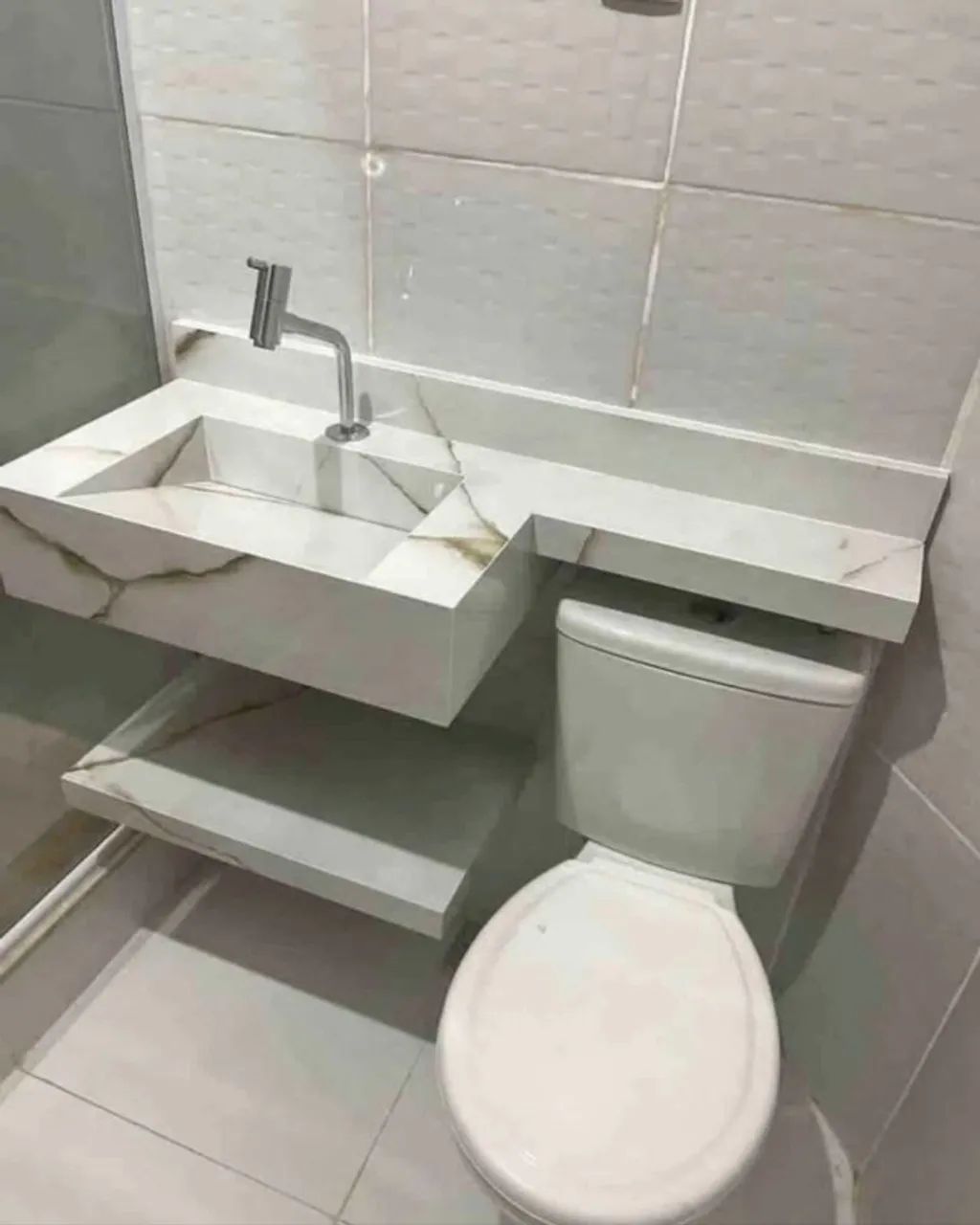 Pia de porcelanato  esculpido + pratilheira 