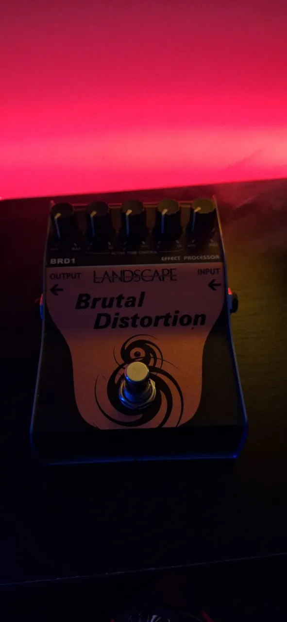 Pedal de Distorção Brutal Landscape BRD1