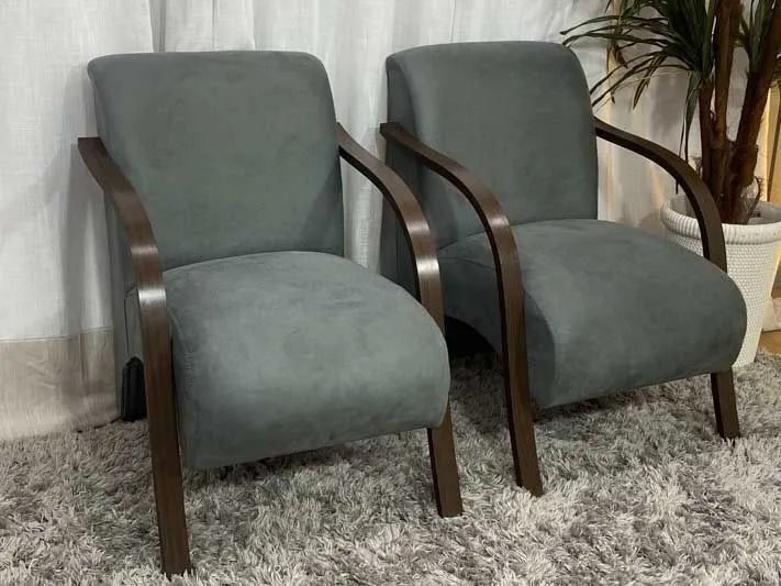 Conjunto de Poltronas 2x1x1 Lugares Cinza Braço Madeira  - Foto 3