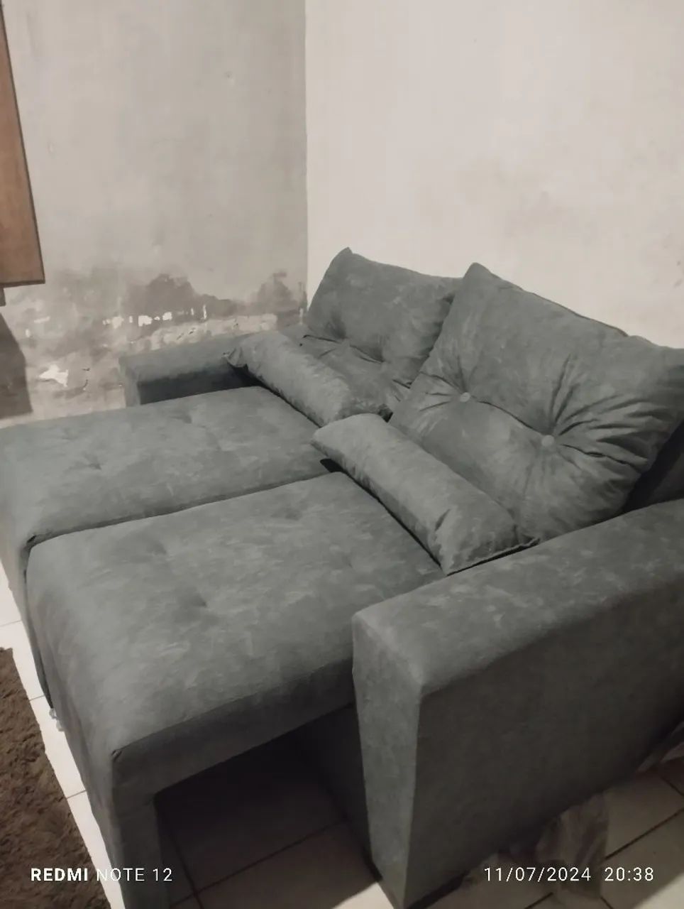 Sofá retrátil  Confortável mais frete - Foto 5